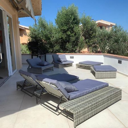 Bona Ciurrata Hotel Golfo Aranci Bagian luar foto