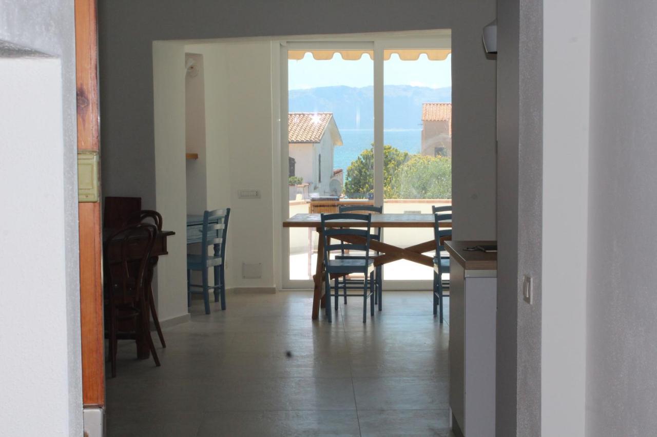 Bona Ciurrata Hotel Golfo Aranci Bagian luar foto