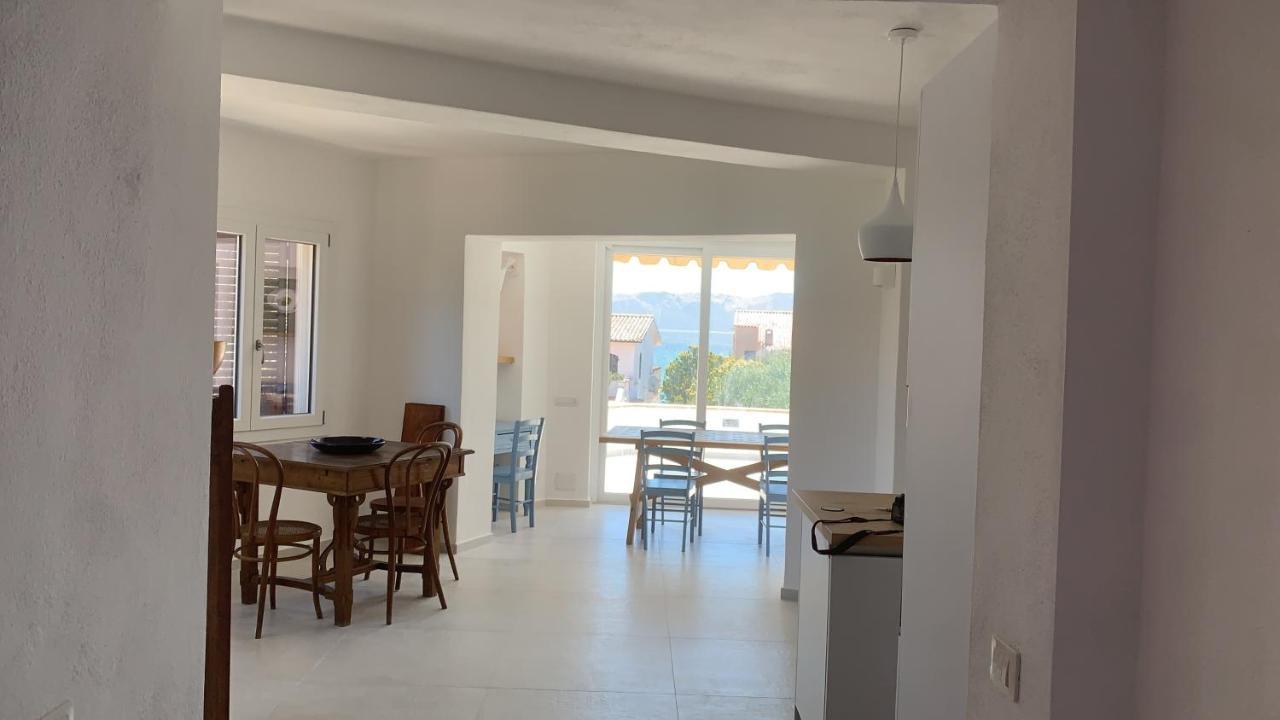 Bona Ciurrata Hotel Golfo Aranci Bagian luar foto