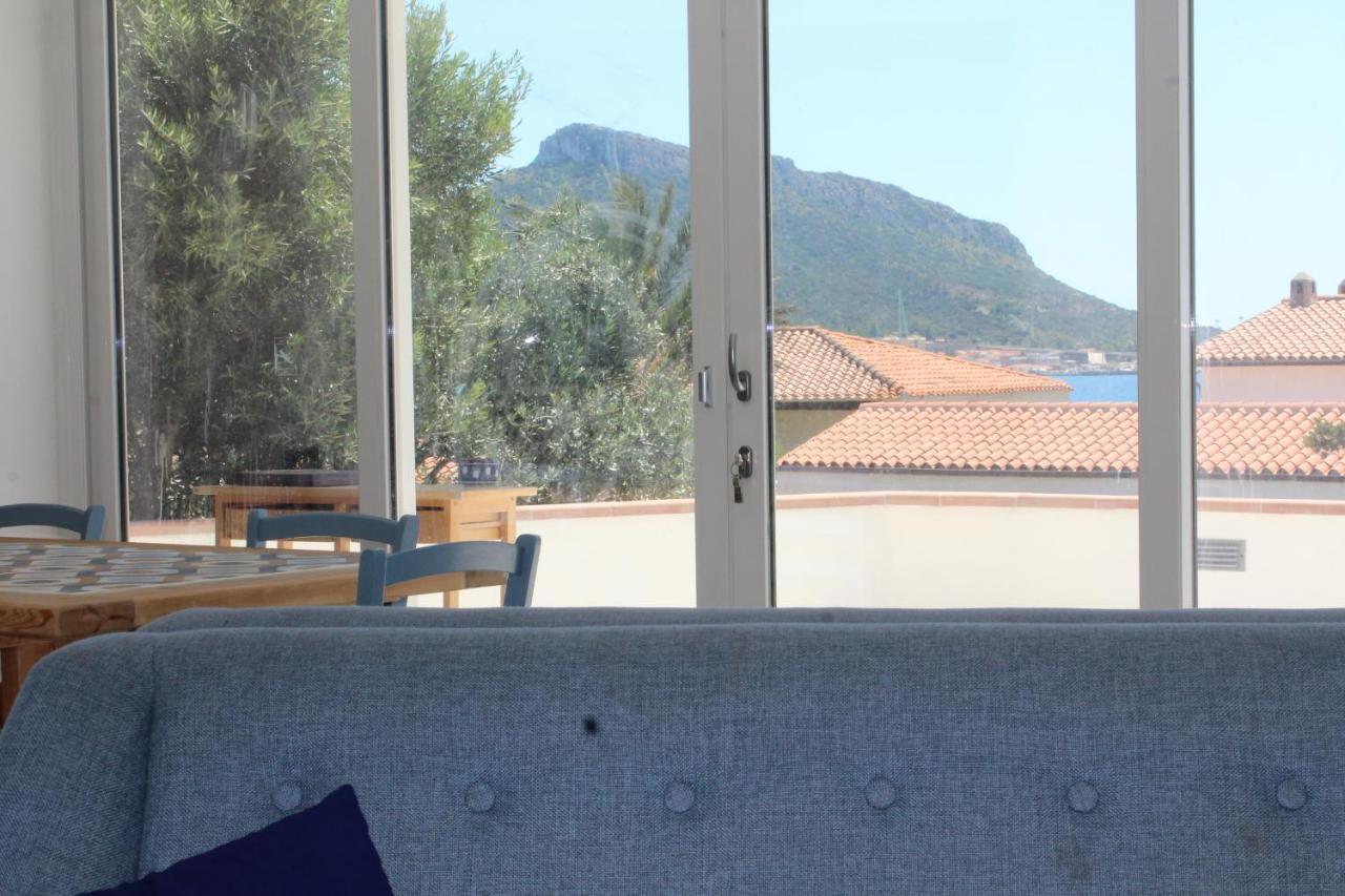 Bona Ciurrata Hotel Golfo Aranci Bagian luar foto